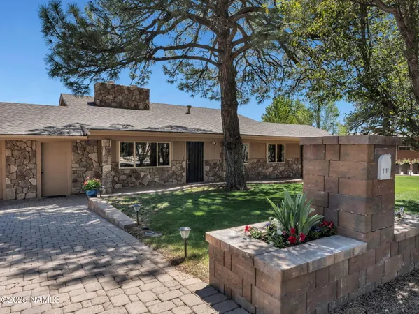 $949,000 | 3194 North Riviera Way, Flagstaff, AZ 86004