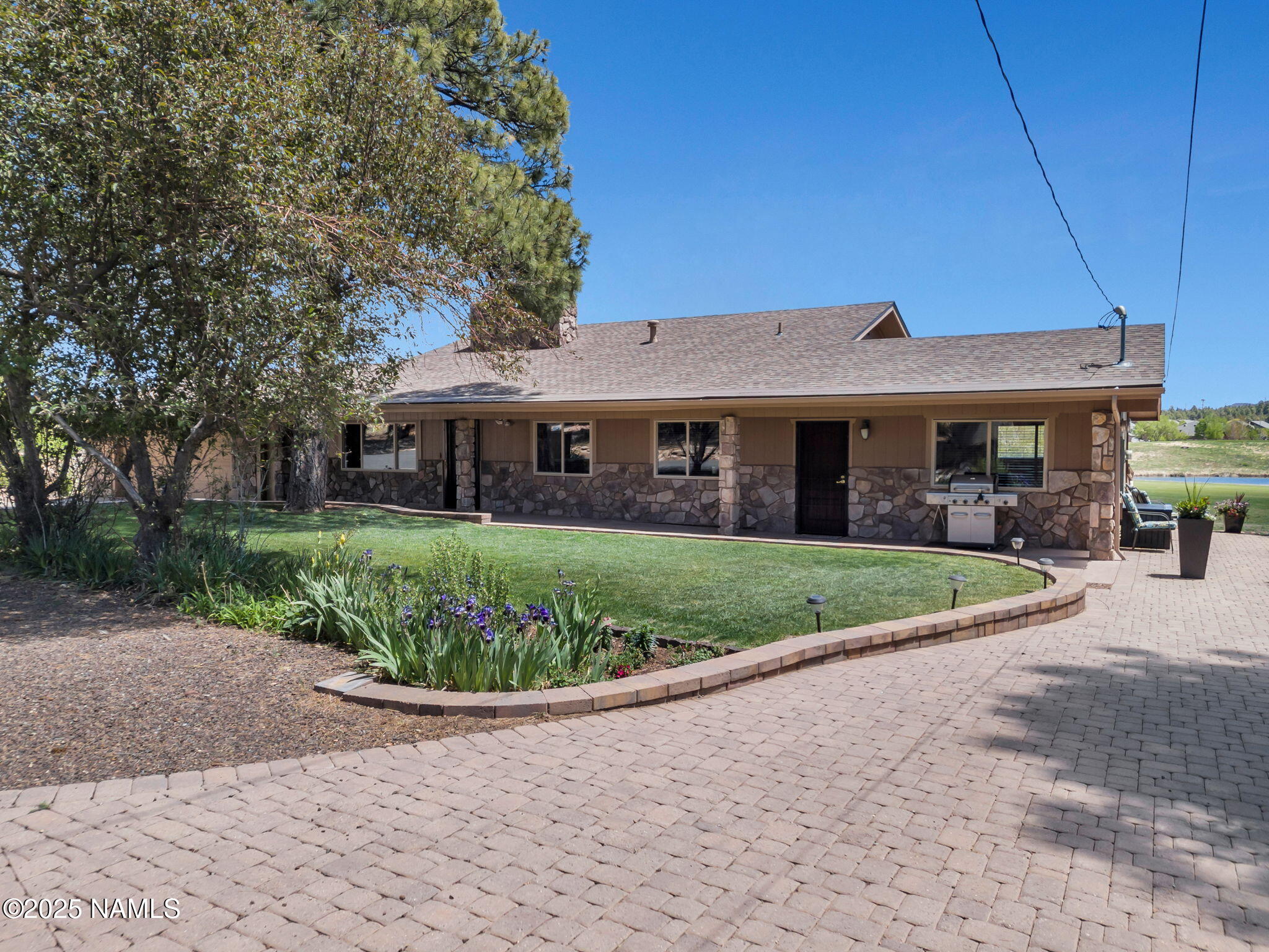 3194 North Riviera Way Flagstaff, AZ 86004 - Photo 11 of 60 3194 N Riviera Way