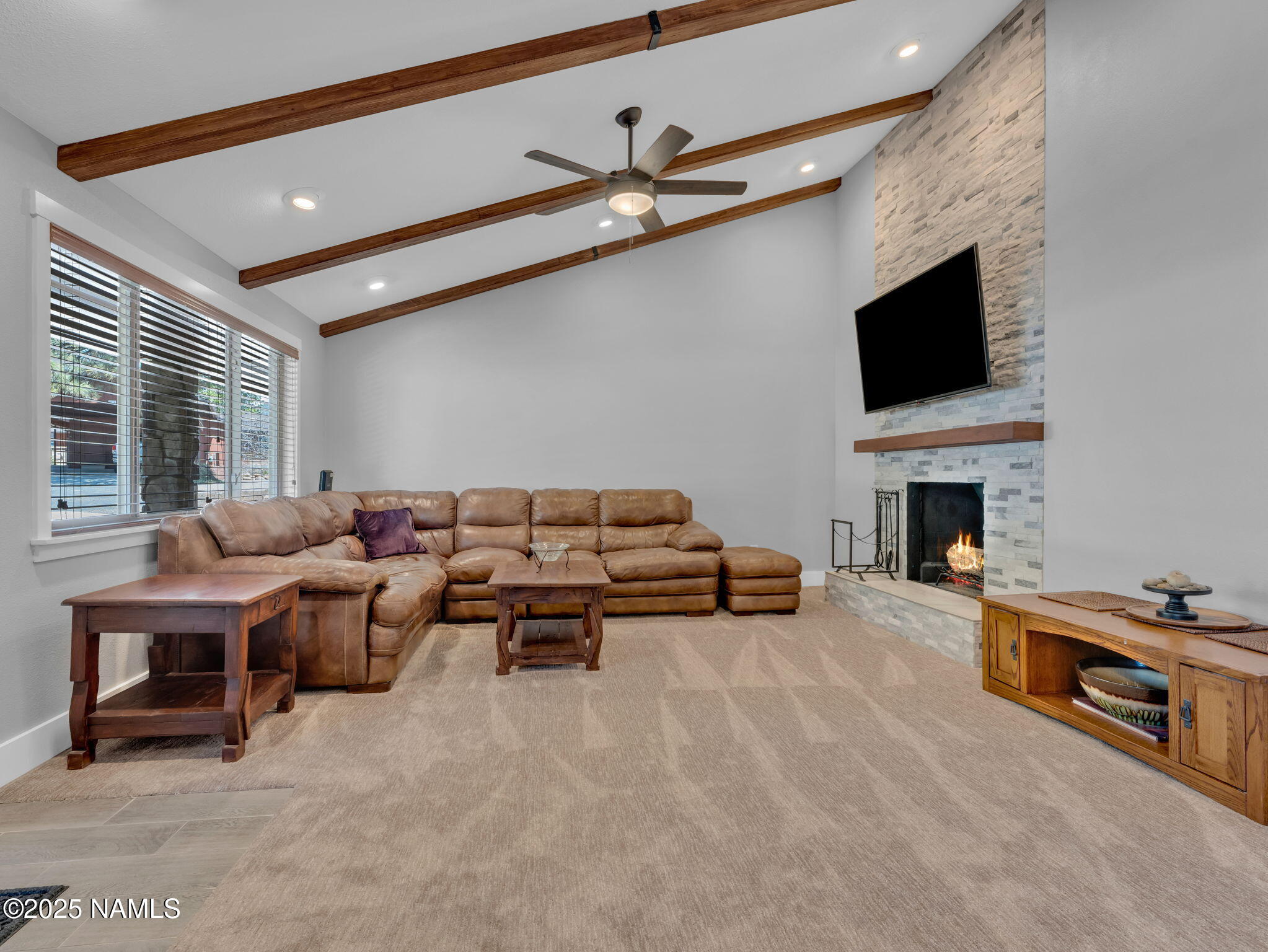 3194 North Riviera Way Flagstaff, AZ 86004 - Photo 13 of 60 Living Room