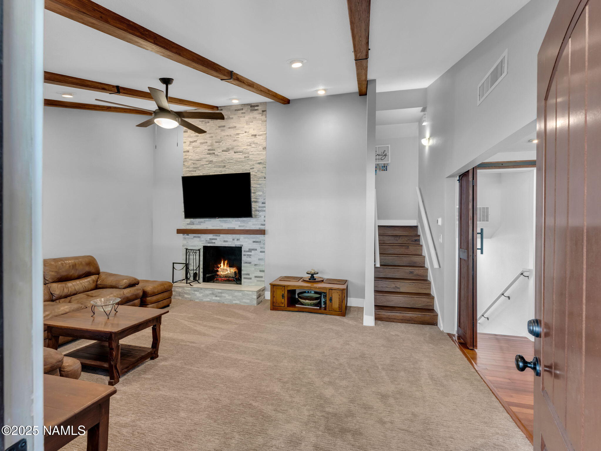 3194 North Riviera Way Flagstaff, AZ 86004 - Photo 15 of 60 Living Room