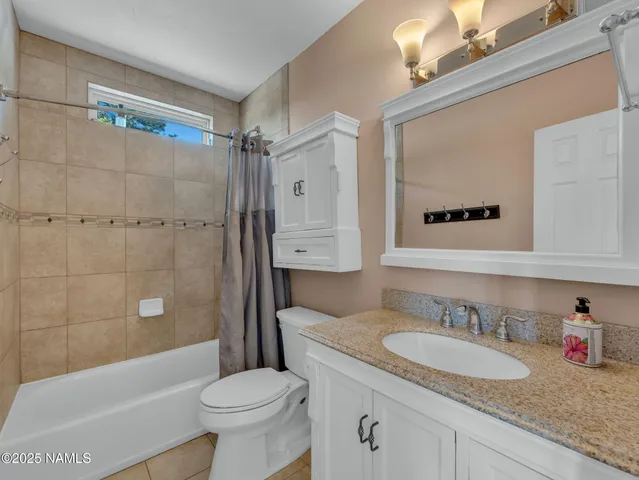 $992,000 | 3194 North Riviera Way, Flagstaff, AZ 86004