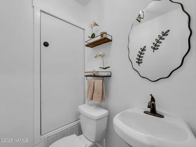 $992,000 | 3194 North Riviera Way, Flagstaff, AZ 86004