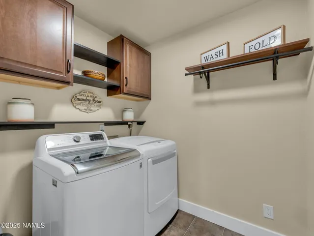 $992,000 | 3194 North Riviera Way, Flagstaff, AZ 86004