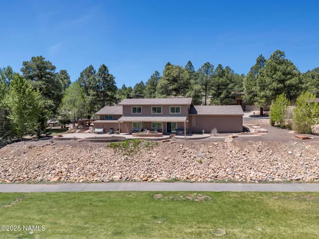 $992,000 | 3194 North Riviera Way, Flagstaff, AZ 86004