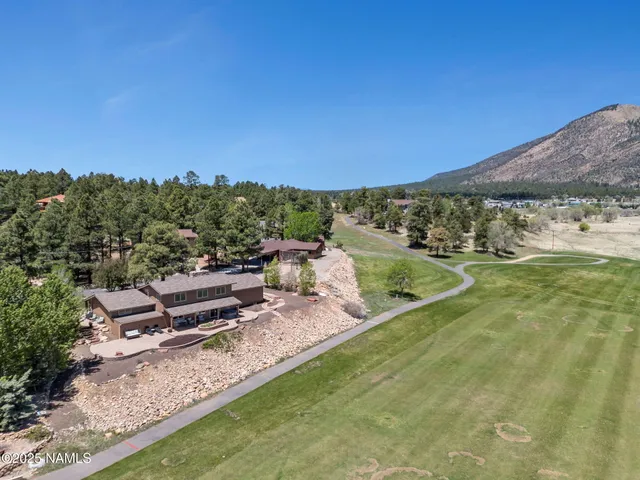$992,000 | 3194 North Riviera Way, Flagstaff, AZ 86004
