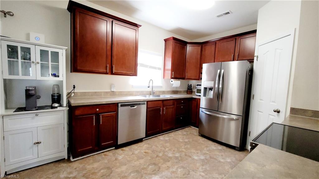 4272 Morning Ridge Lane Winston-Salem, NC 27101 - Photo 5 of 27