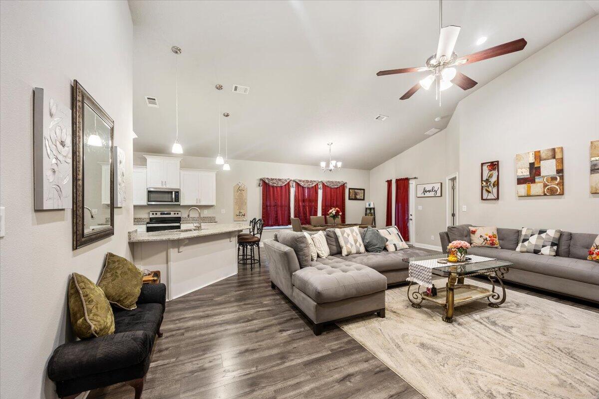 7147 Gordon Evans Road Navarre, FL 32566 - Photo 25 of 32 26-1V3A2539