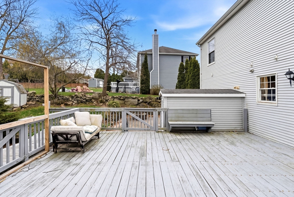 240 Horizon Way Fall River, MA 02720 - Photo 20 of 42