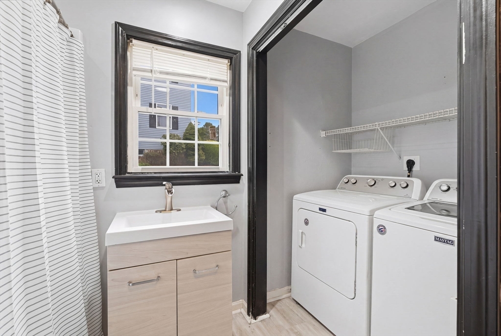 240 Horizon Way Fall River, MA 02720 - Photo 31 of 42