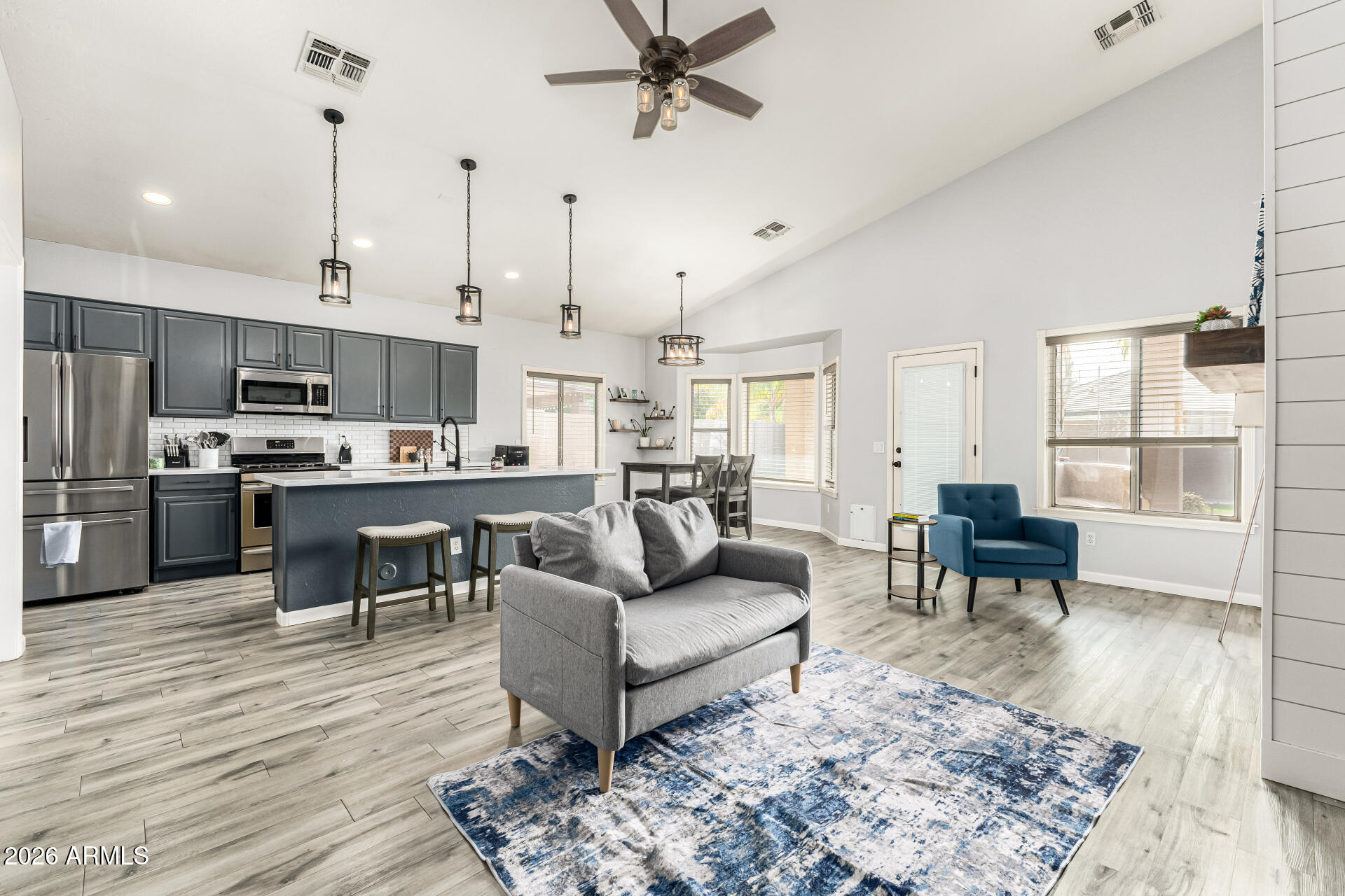 4583 Olive Court Gilbert, AZ 85234 - Photo 9 of 37 09-Olive