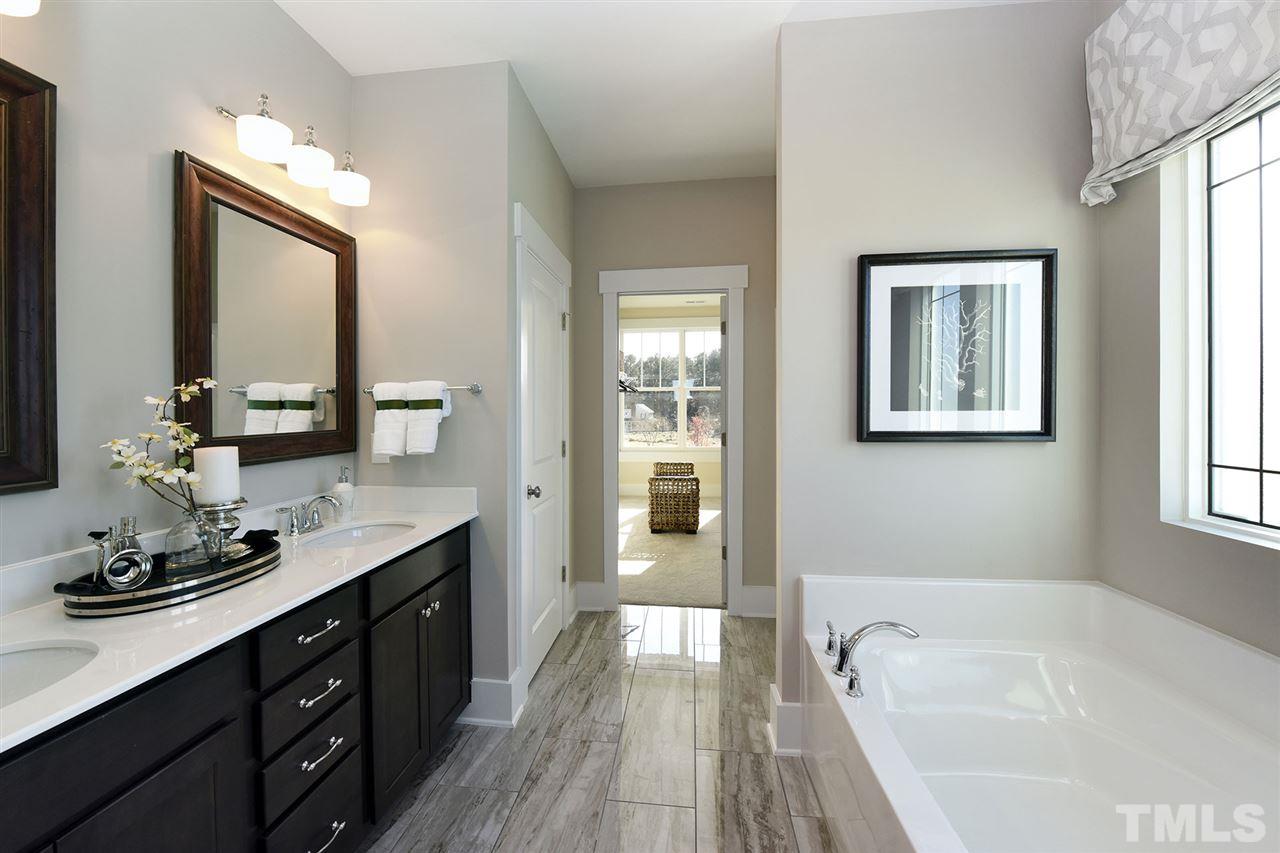 4101 Cardinal Grove Boulevard Raleigh, NC 27616 - Photo 25 of 30