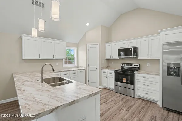 $339,000 | 7123 Church Street, Potts Camp, MS 38659