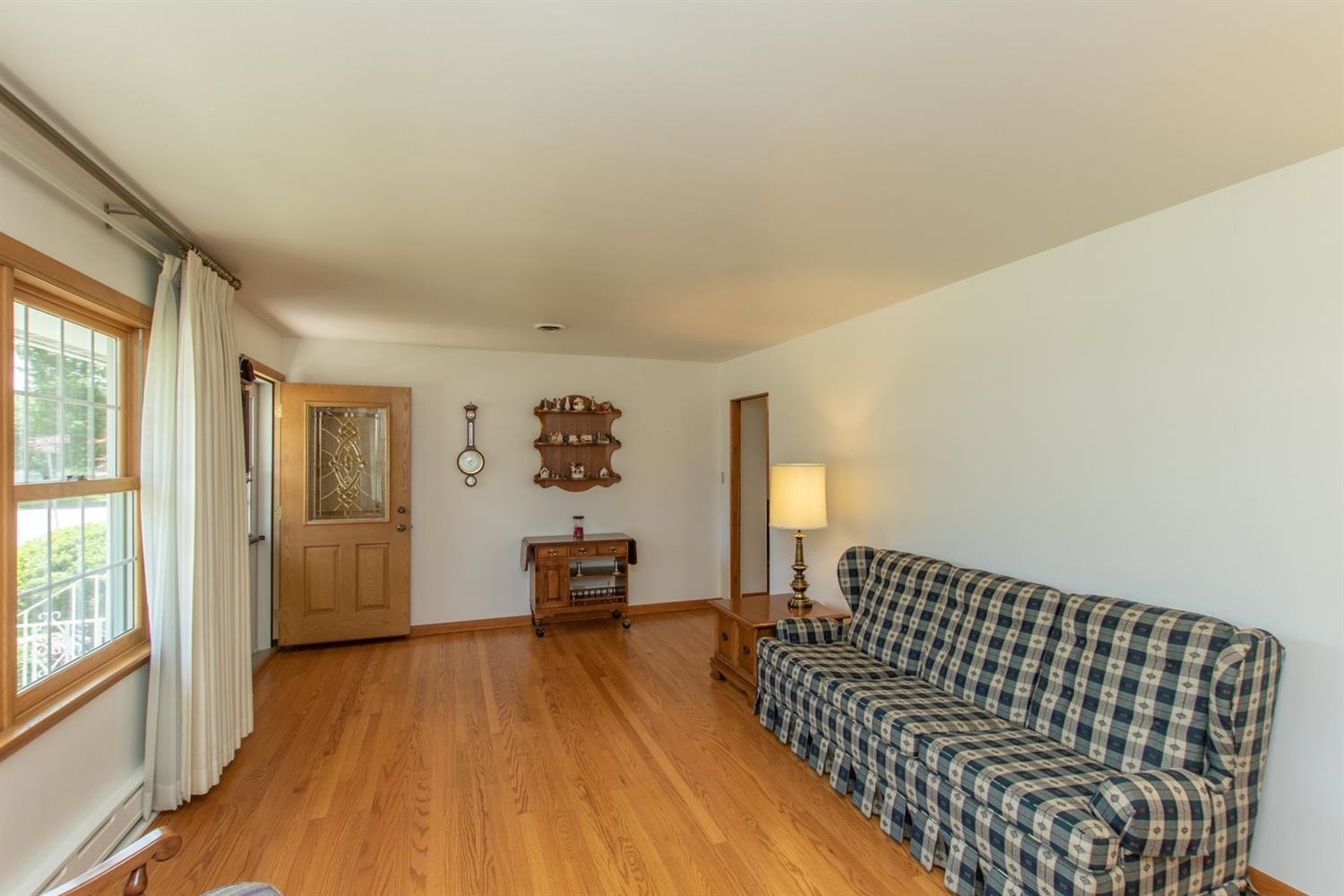 8750 Osborne Road Highland, IN 46322 - Photo 4 of 20 1500x1000