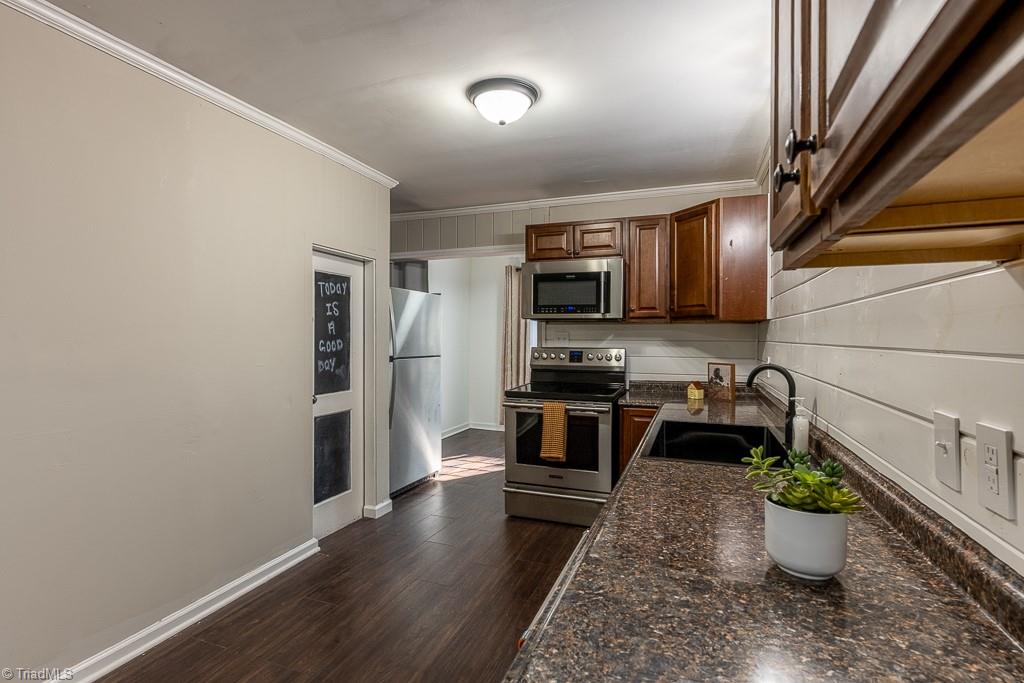 1910 Darwick Road Winston-Salem, NC 27127 - Photo 8 of 38 1910 Darwick Rd Winston Salem NC