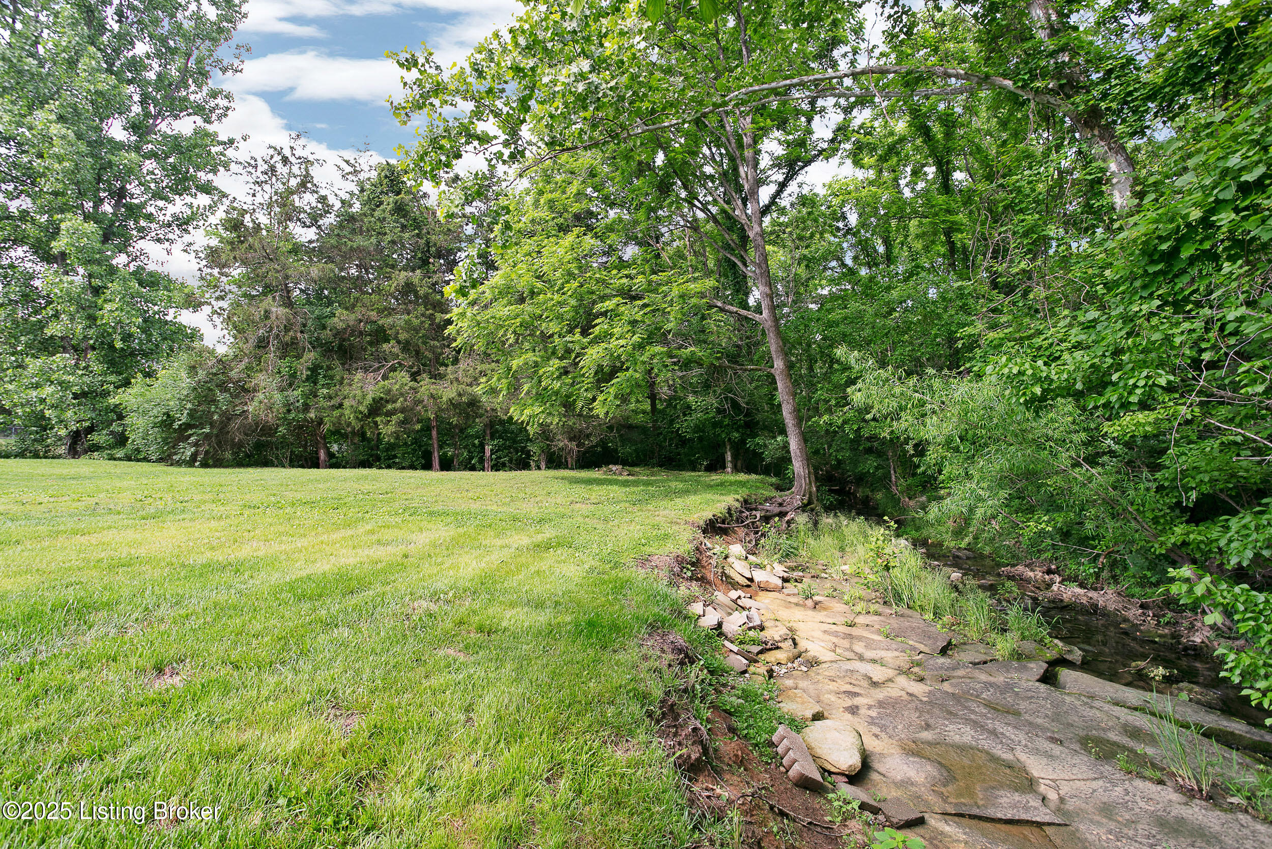 2617 Greenbriar Road Mount Washington, KY 40047 - Photo 9 of 26 2617GreenbriarRd-11