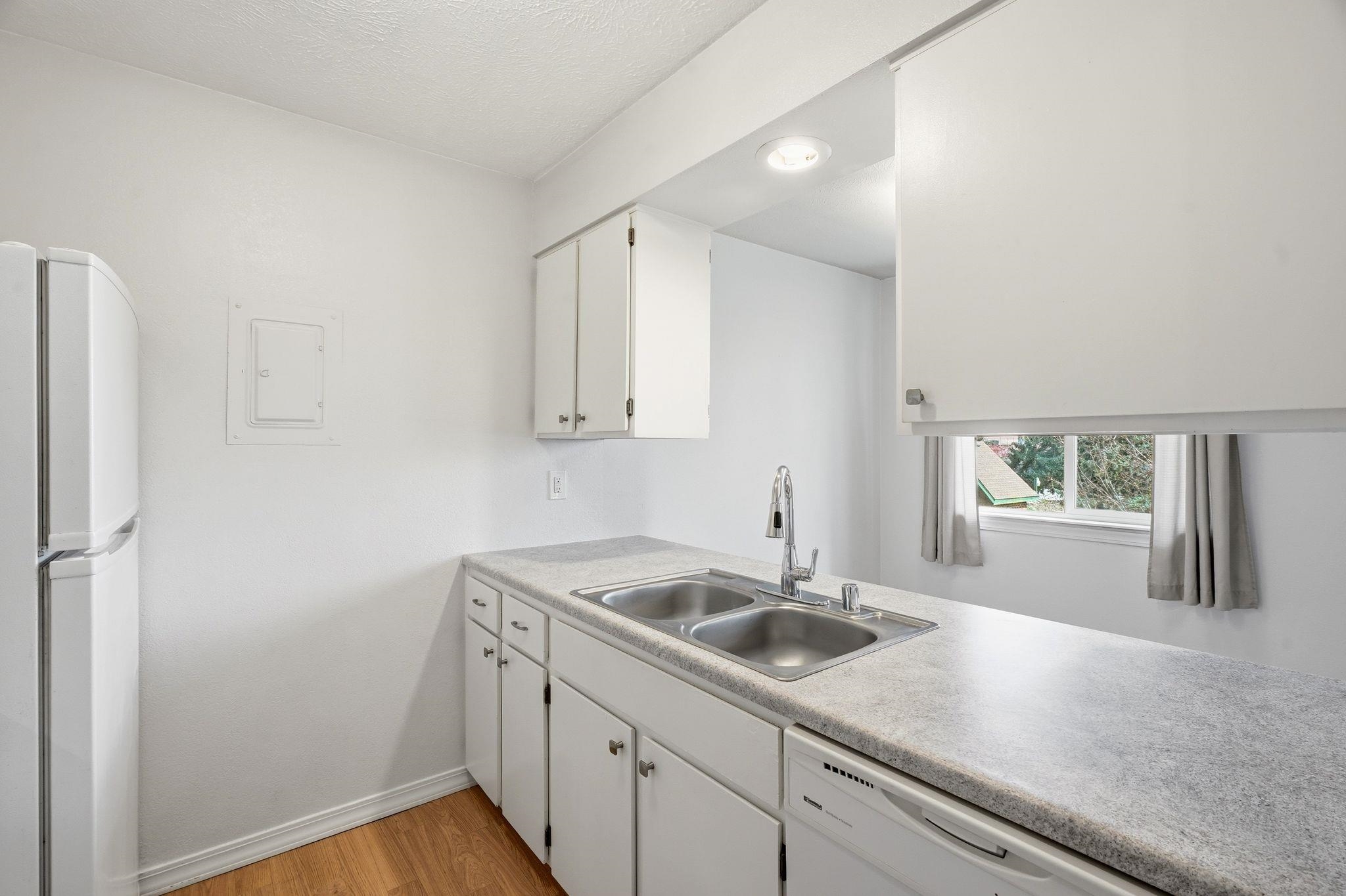 222 North Hutchinson Road, Unit 302 Spokane Valley, WA 99212 - Photo 5 of 20