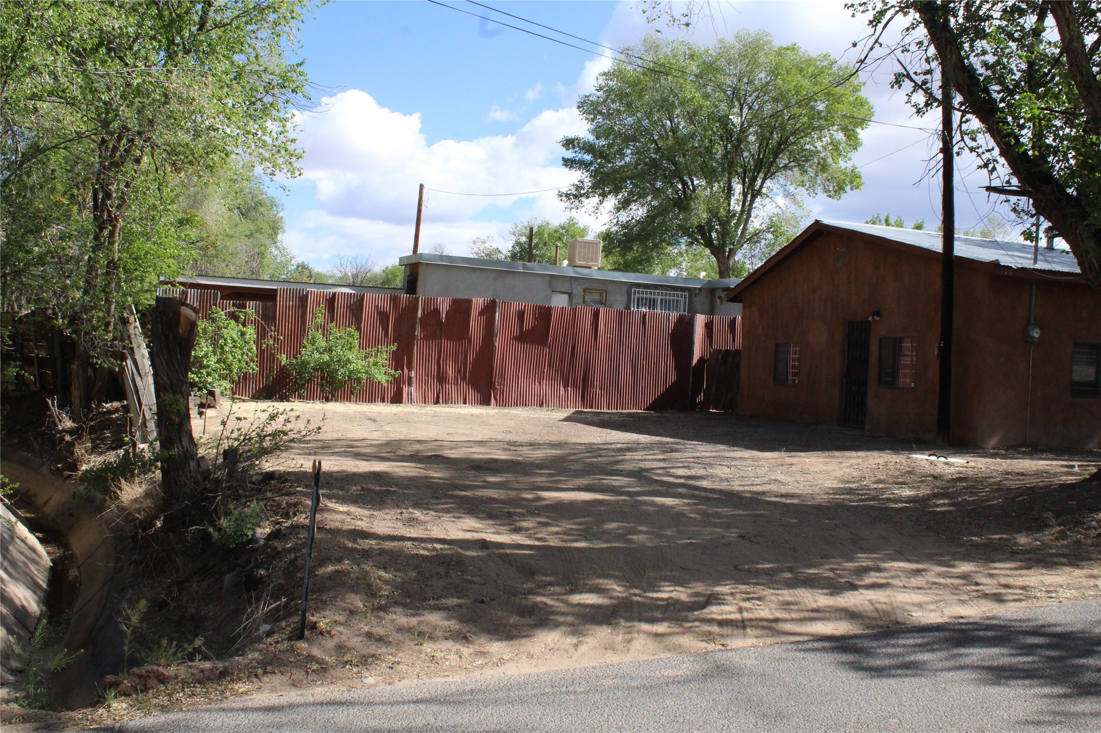 148 El Llano Road Espanola, NM 87532 - Photo 16 of 29