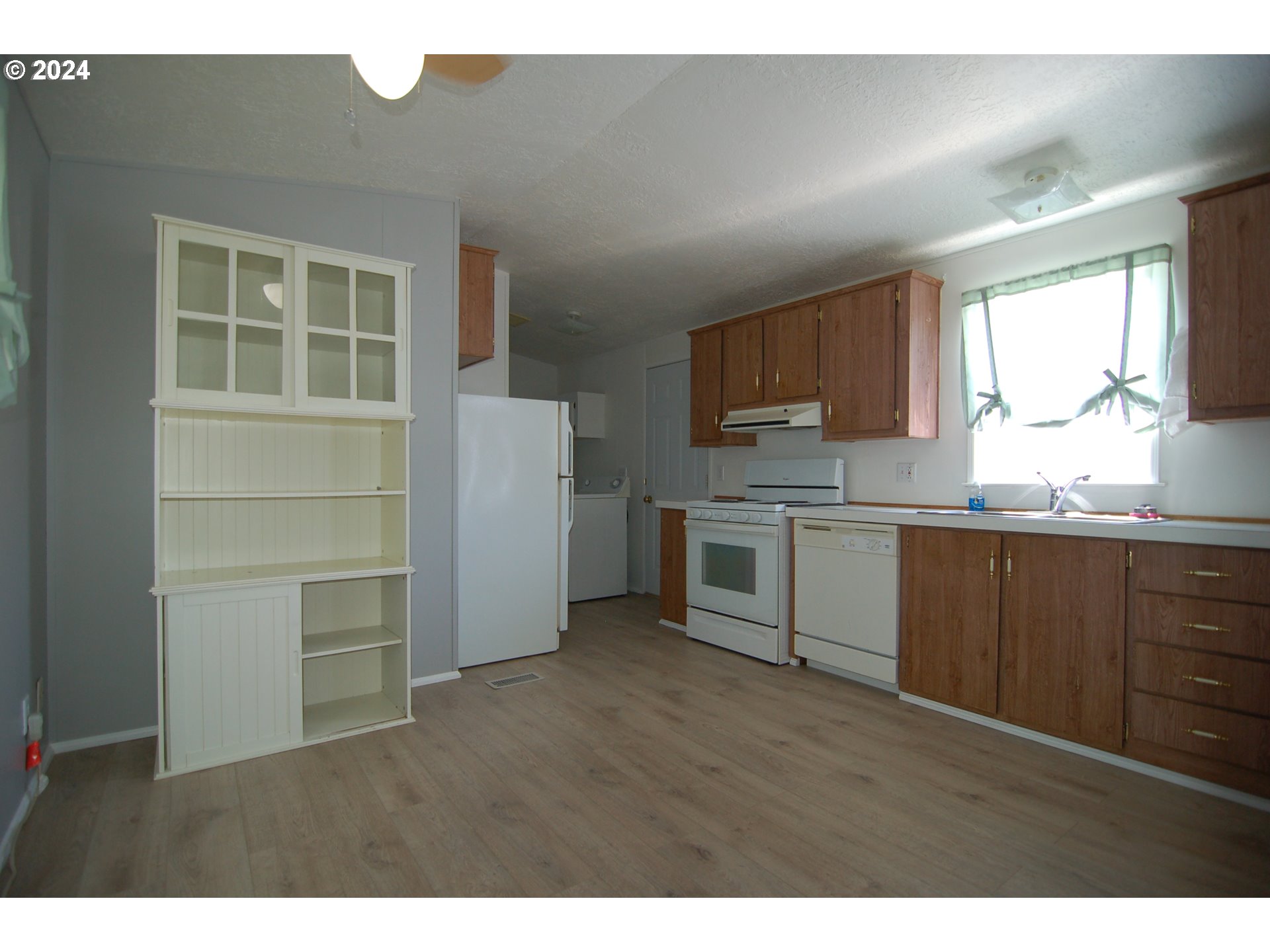 34492 Berg Road, Unit 14 Warren, OR 97053 - Photo 13 of 20 Gallery Image 13