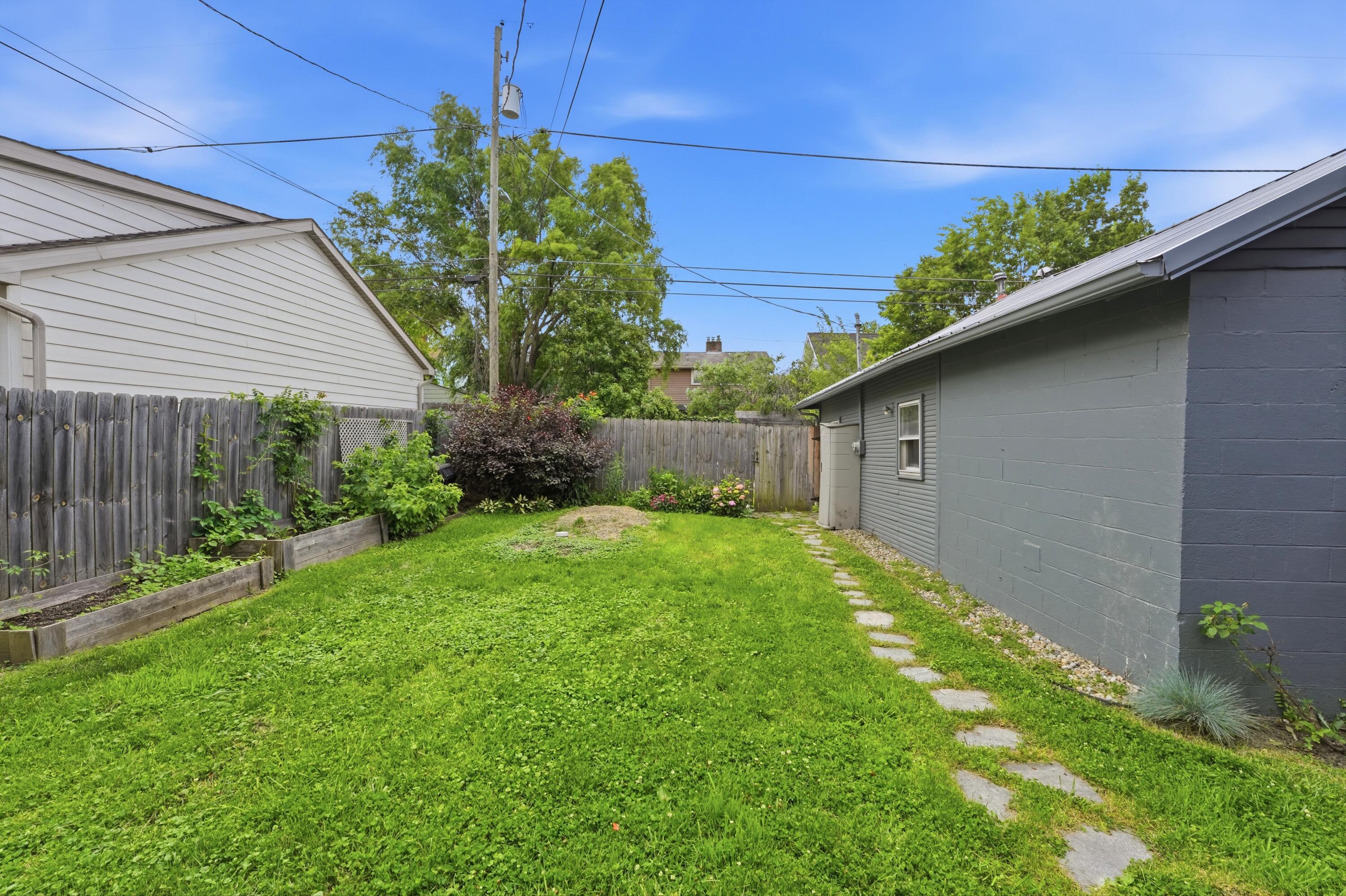 111 Crestview Road Columbus, OH 43202 - Photo 26 of 43