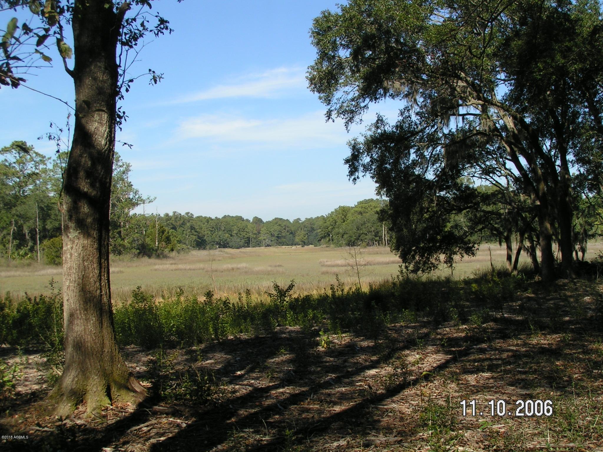 35 Grove Road Beaufort, SC 29907 - Photo 3 of 3 35 Grove Rd