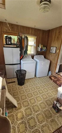 $199,000 | 700 Broad Street, Waverly, MO 64096