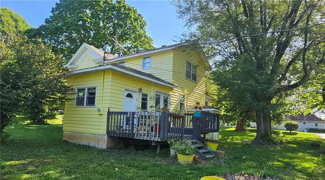 $199,000 | 700 Broad Street, Waverly, MO 64096