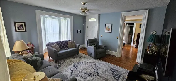 $199,000 | 700 Broad Street, Waverly, MO 64096