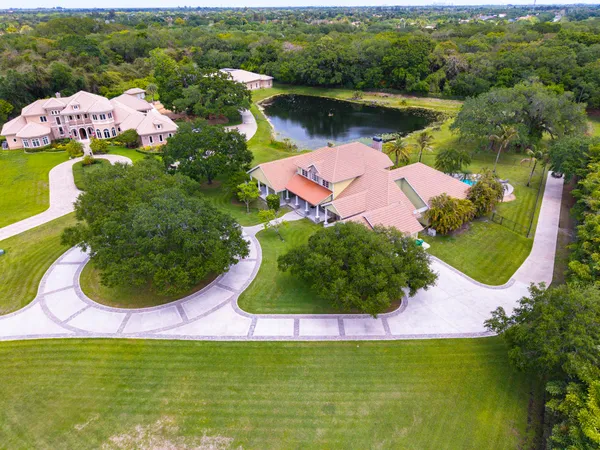 $2,999,990 | 13300 Southwest 36th Court, Davie, FL 33330
