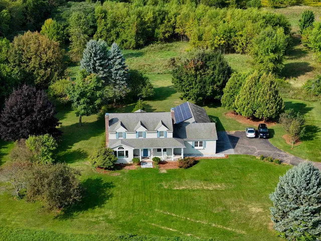 $1,250,000 | 129 E Shore North, Grand Isle, VT 05458