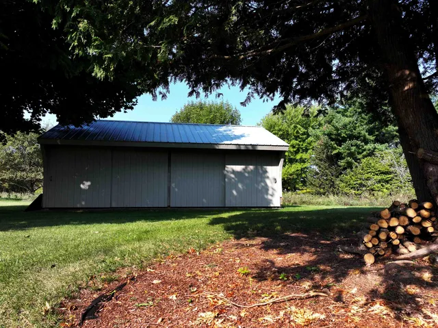 $1,250,000 | 129 E Shore North, Grand Isle, VT 05458