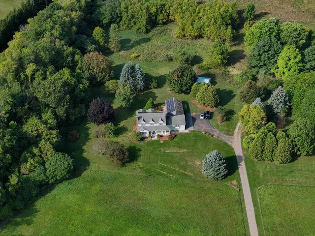 $1,250,000 | 129 E Shore North, Grand Isle, VT 05458