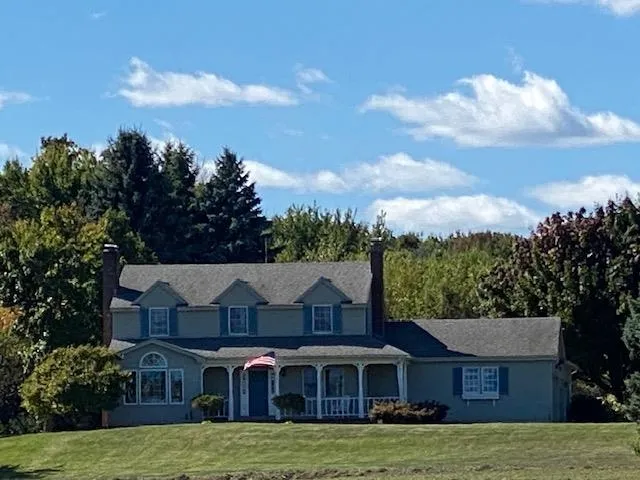 $1,250,000 | 129 E Shore North, Grand Isle, VT 05458