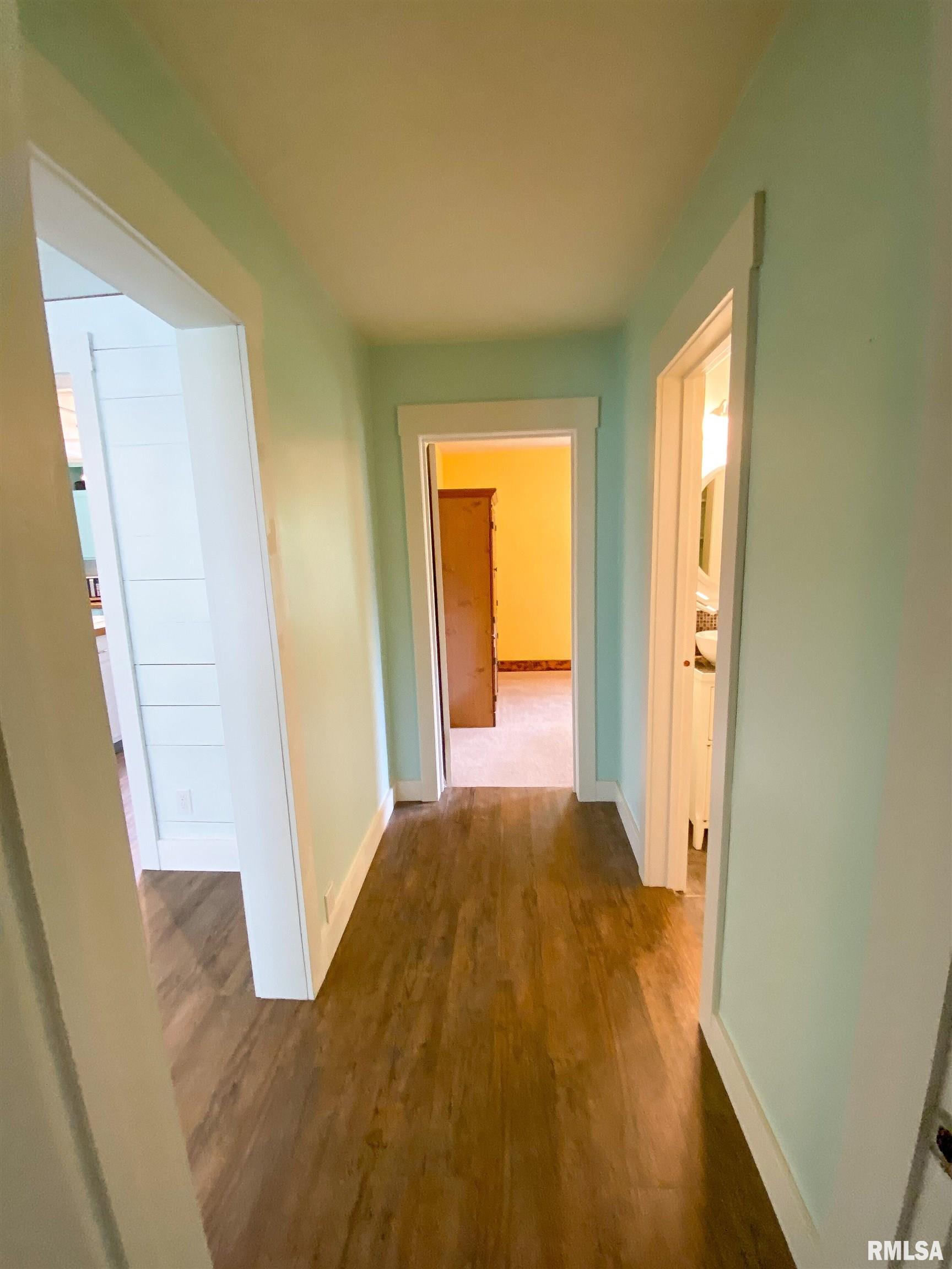 330 South State Street Flora, IL 62839 - Photo 26 of 66 Gallery Image 26