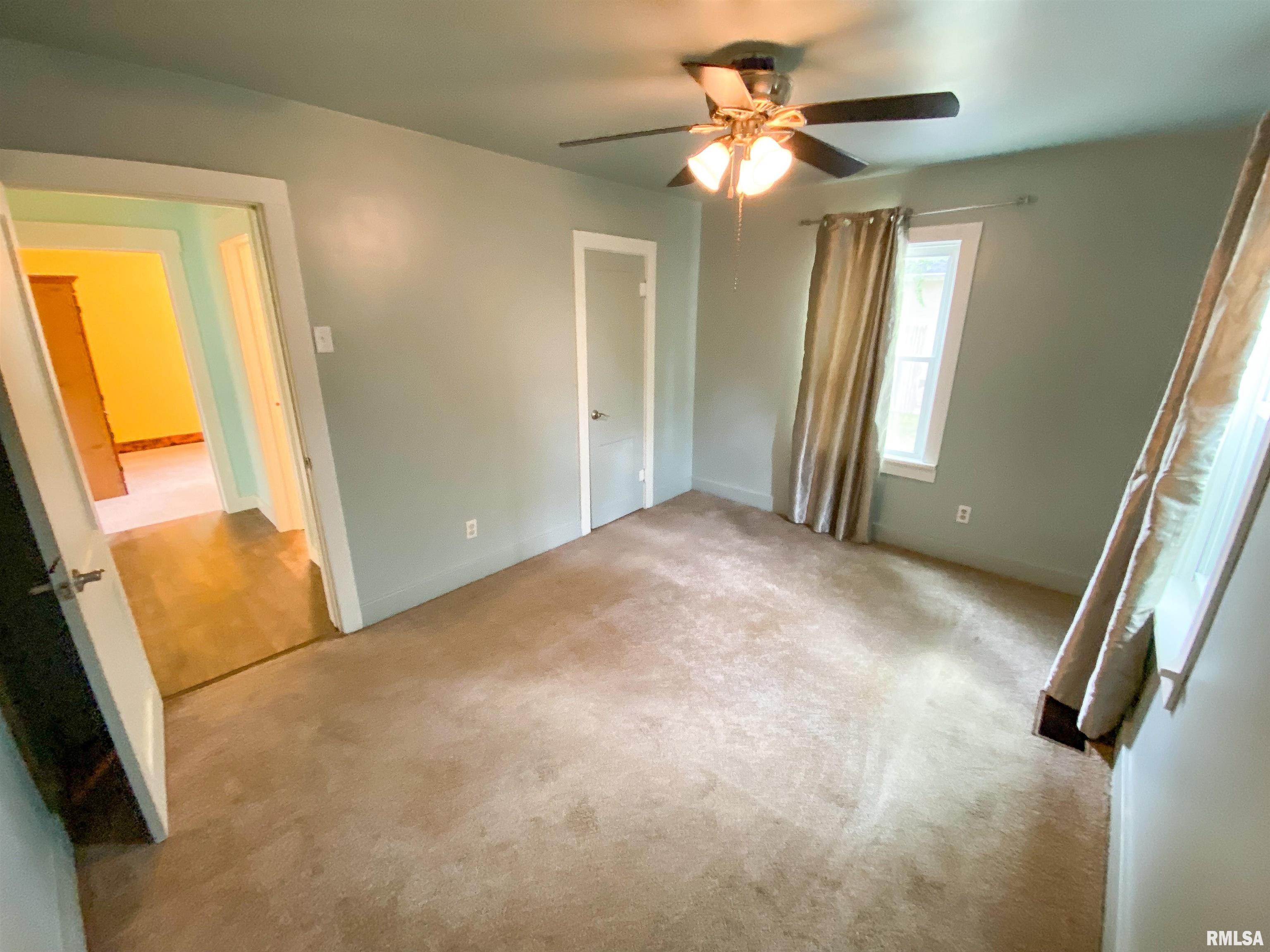 330 South State Street Flora, IL 62839 - Photo 27 of 66 Gallery Image 27