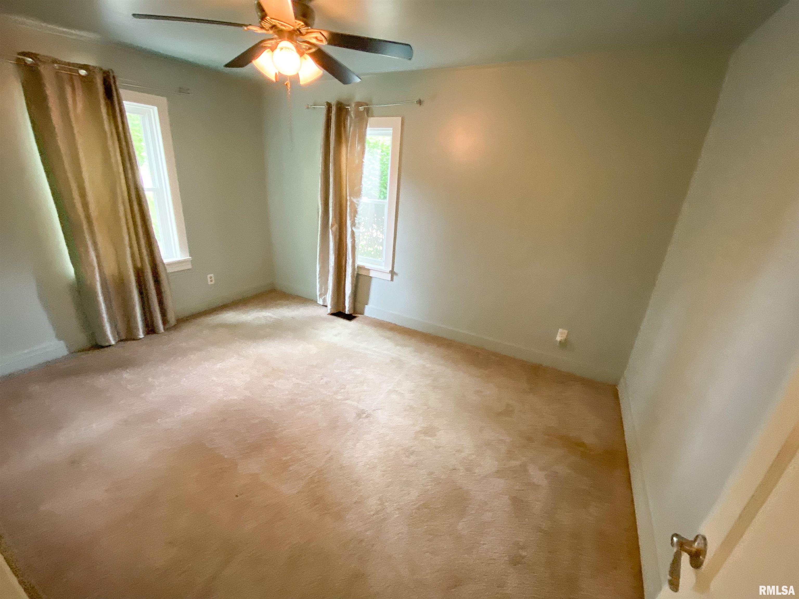 330 South State Street Flora, IL 62839 - Photo 28 of 66 Gallery Image 28