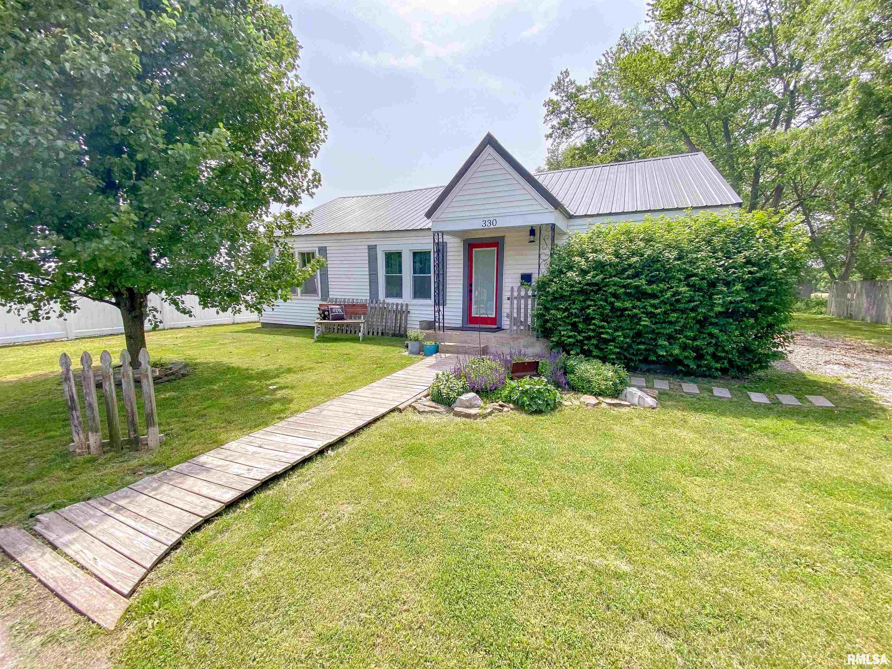 330 South State Street Flora, IL 62839 - Photo 53 of 66 Gallery Image 53
