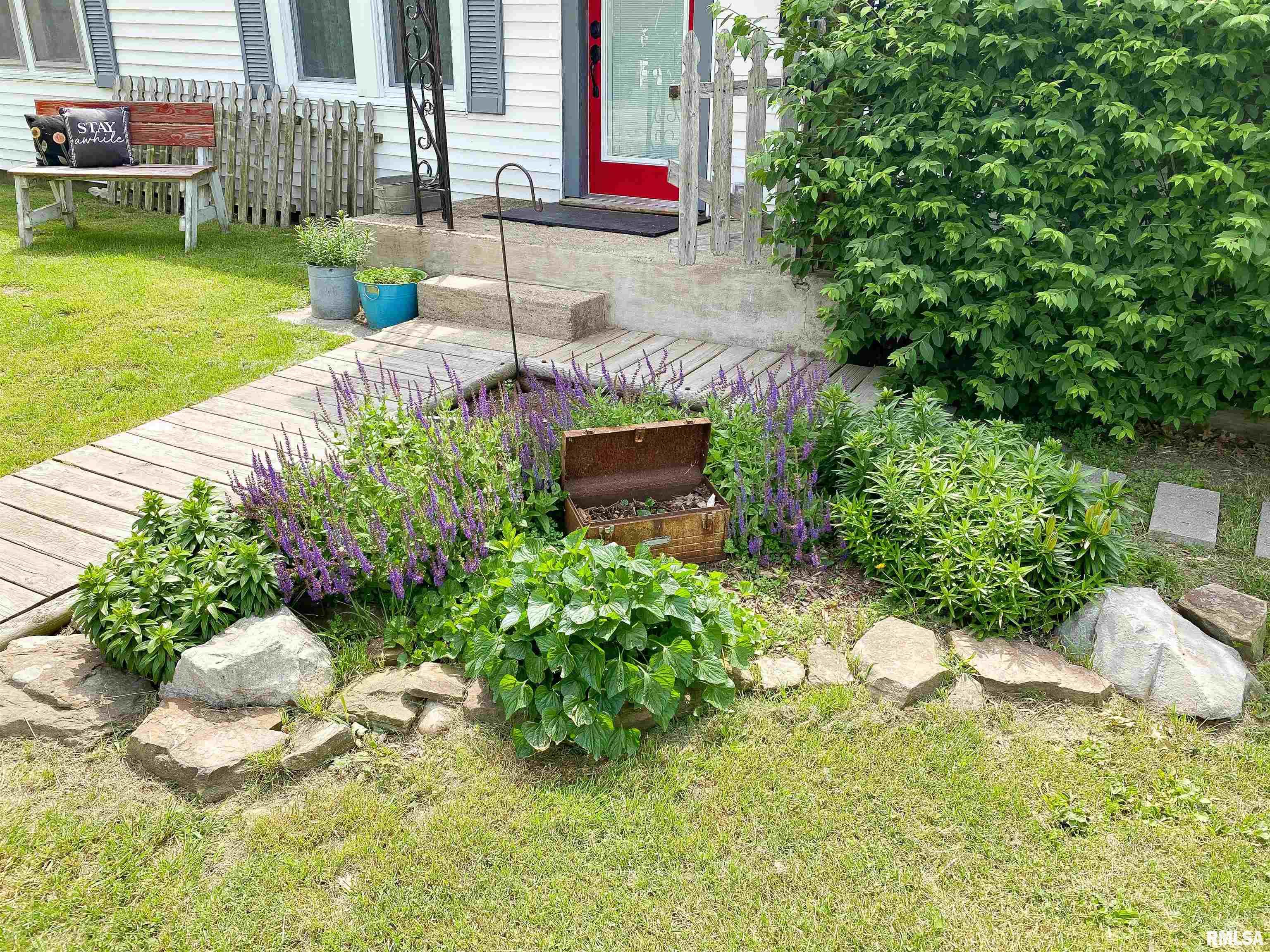 330 South State Street Flora, IL 62839 - Photo 64 of 66 Gallery Image 64