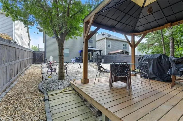 a view of outdoor space with seating space