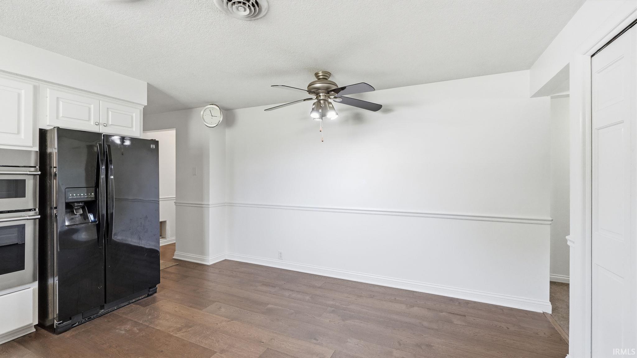 10012 Hosler Road Leo, IN 46765 - Photo 11 of 43