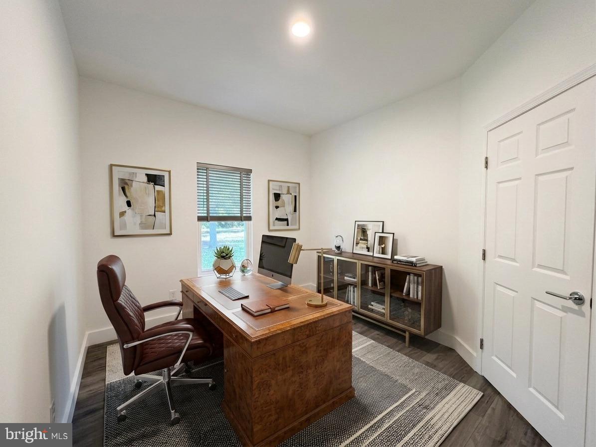 118 Morton Road Fredericksburg, VA 22405 - Photo 5 of 21 Home office