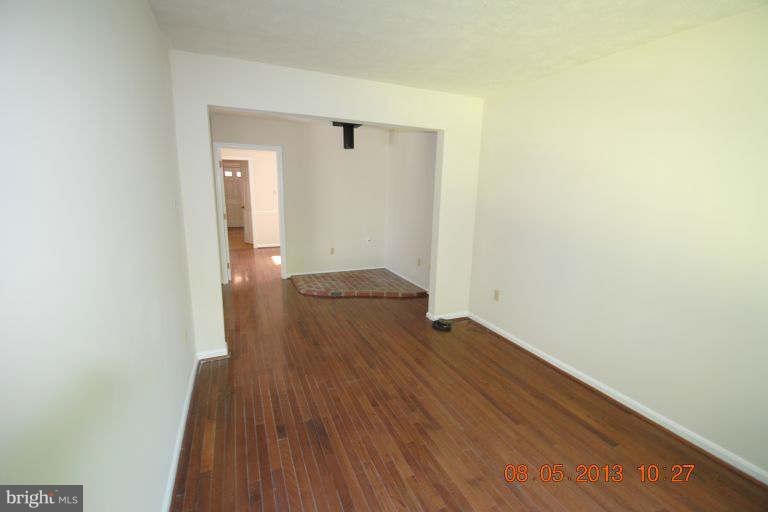 324 White Hall Road Winchester, VA 22603 - Photo 11 of 30 Family Room