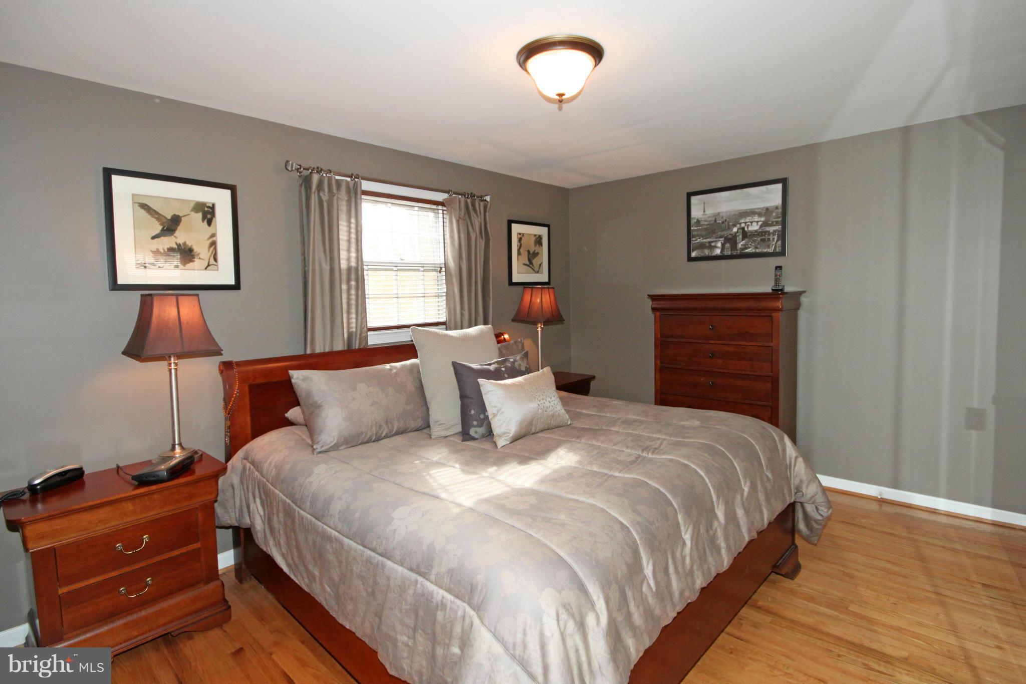 8853 Stark Road Annandale, VA 22003 - Photo 11 of 29 Bedroom (Master)