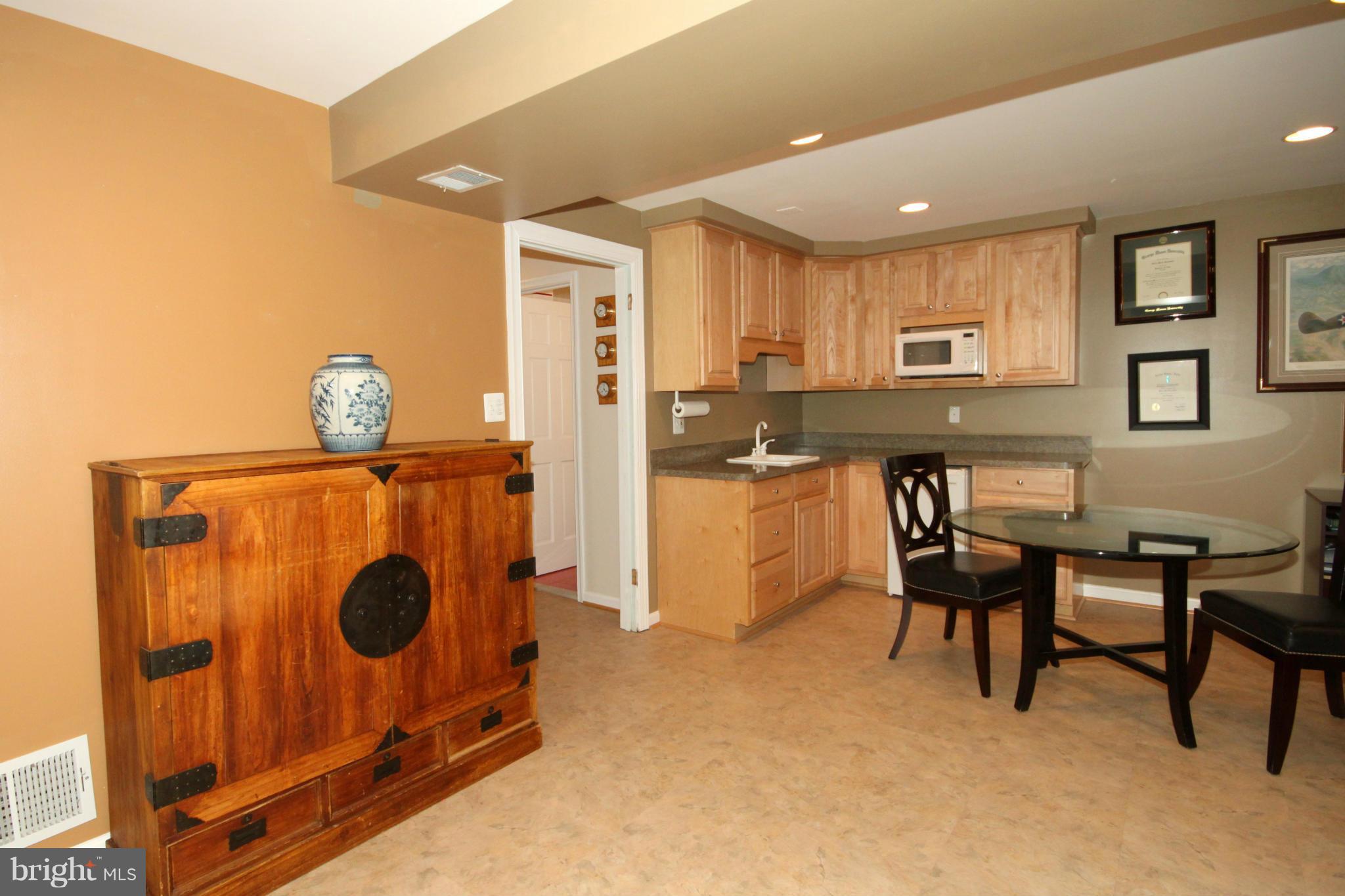 8853 Stark Road Annandale, VA 22003 - Photo 25 of 29 Interior (General)