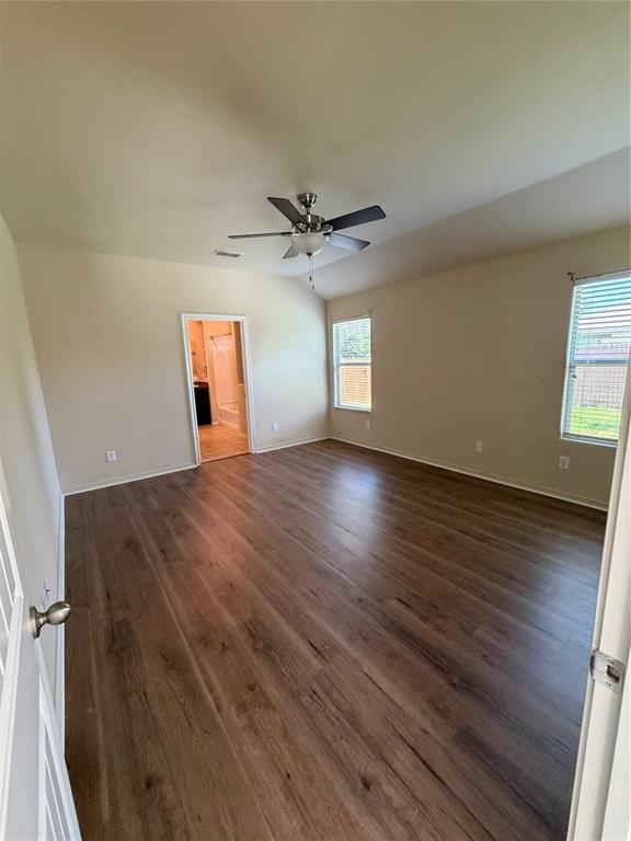 657 Cameron Way Azle, TX 76020 - Photo 10 of 24