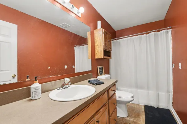 $339,900 | 13940 Rolling Creek Drive, Lowell, MI 49331