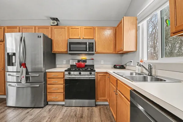 $339,900 | 13940 Rolling Creek Drive, Lowell, MI 49331