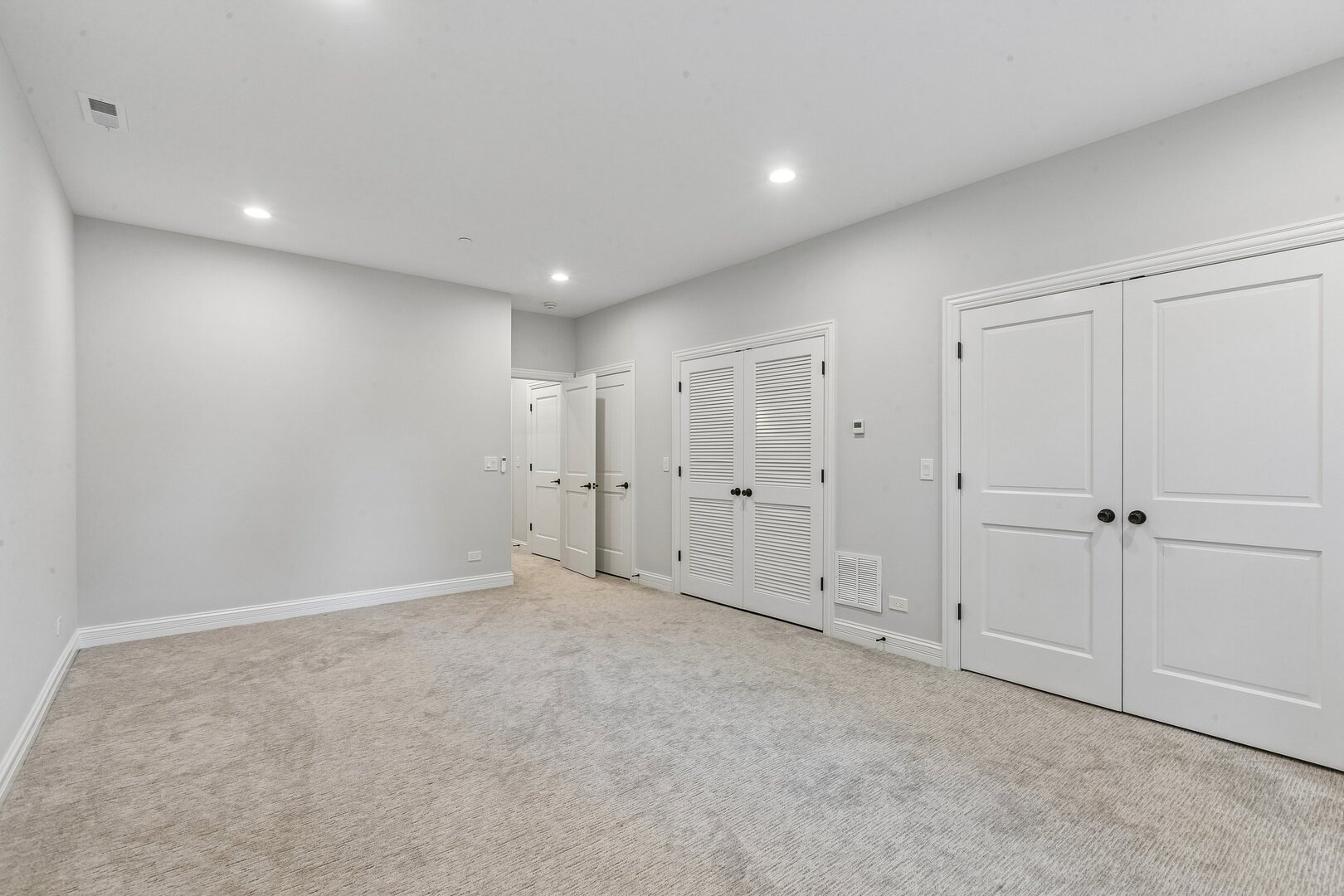 2012 Maple Avenue Evanston, IL 60201 - Photo 40 of 62 Gallery Image 40