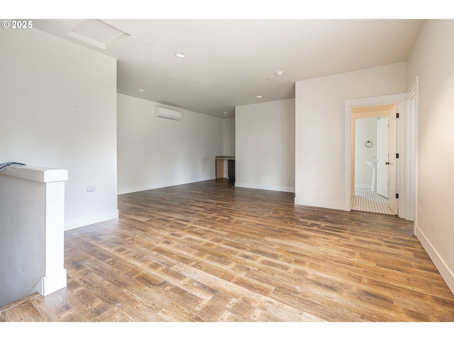 39665 Southeast Rude Road Sandy, OR 97055 - Photo 35 of 48 a view of an empty room
