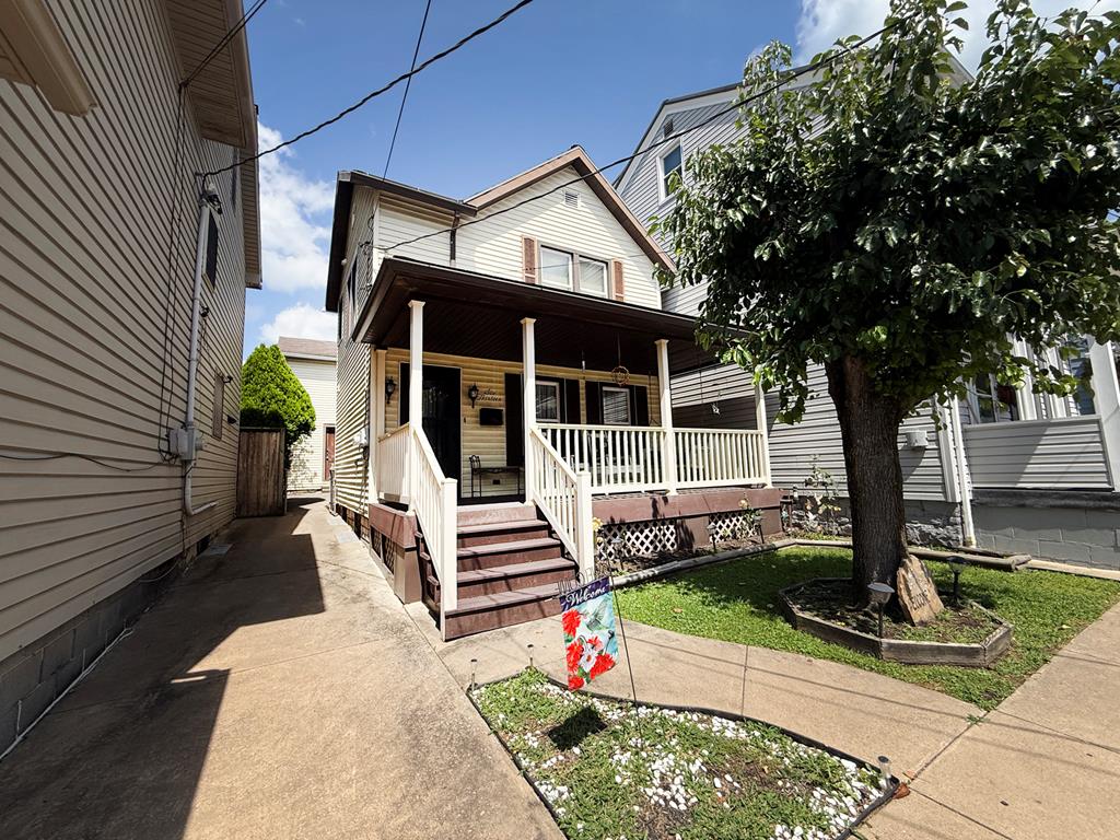 613 Moore Street Huntingdon, PA 16652 - Photo 1 of 46 Gallery Image 1