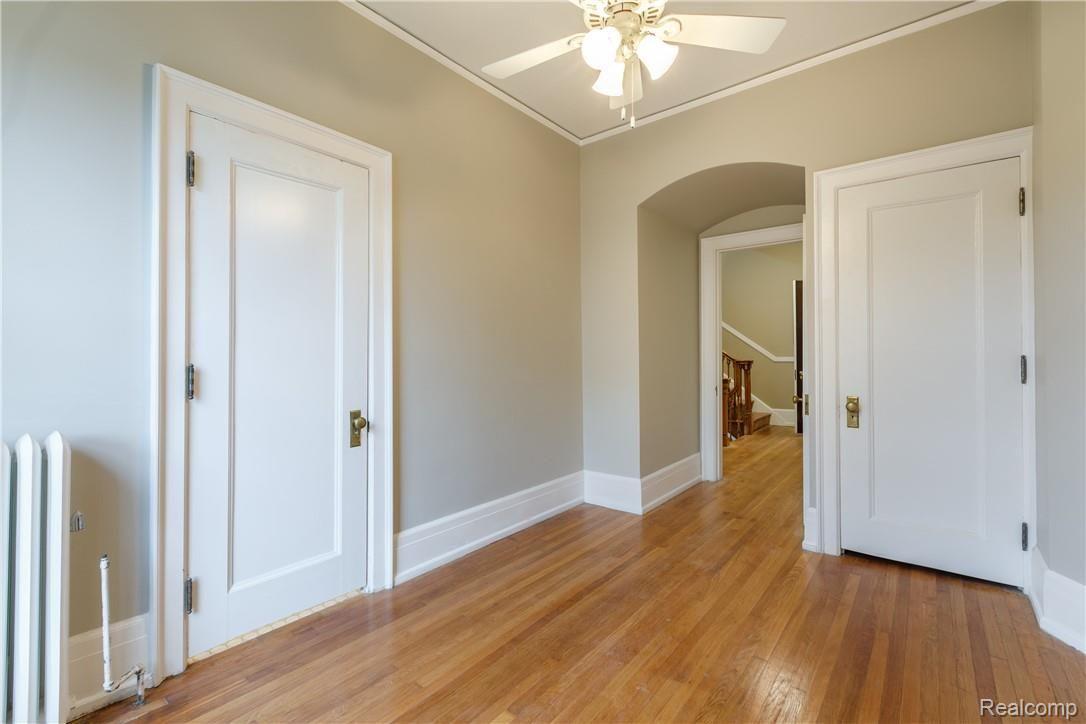 285 Washington Road Grosse Pointe, MI 48230 - Photo 63 of 81 285-Washington---Interior-059.jpg